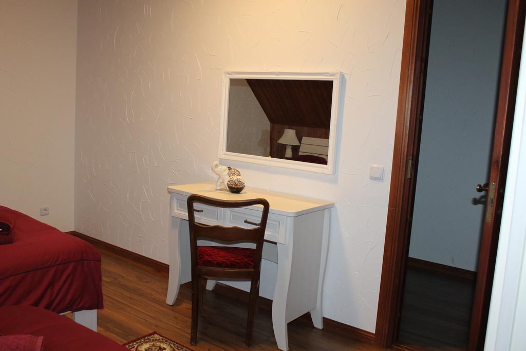 Krapi Guesthouse Treimani Dış mekan fotoğraf